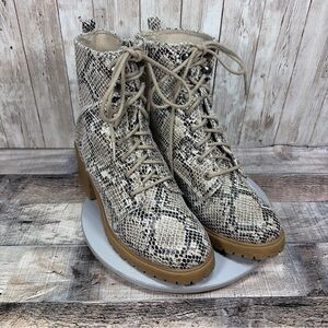 Kohl’s Spottedsnake Women’s Textile Snake Print Heeled Boots Size 9M